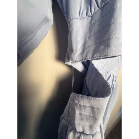 Entro Women’s Baby Blue Cut out Puff Sleeve Dress NWT Size Medium - Picture 4 of 9